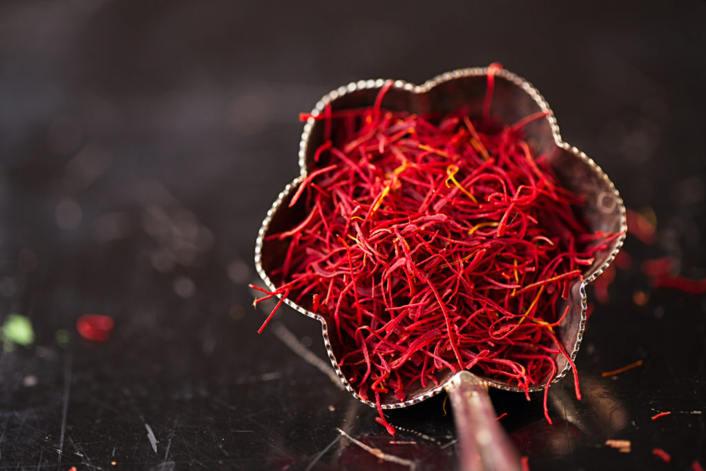 5 Impressive Benefits of Saffron (Plus Tips on Where to Get The Best Saffron)